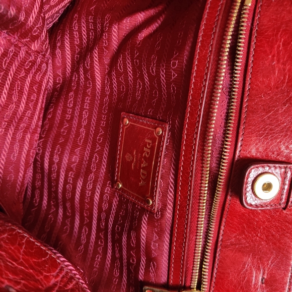 Women's Prada bag - Picture 6 of 8